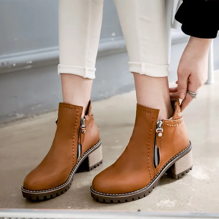 

Big Size 11 12 13 Europeans and Americans with round head, square heel, side zipper, short barrel Martin boots