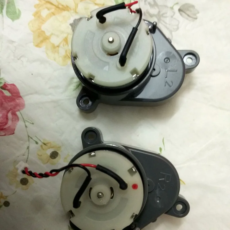 Ilife A4 Left Right Side Brush Motor For Ilife A6 X620 T4 X430 X432 A4