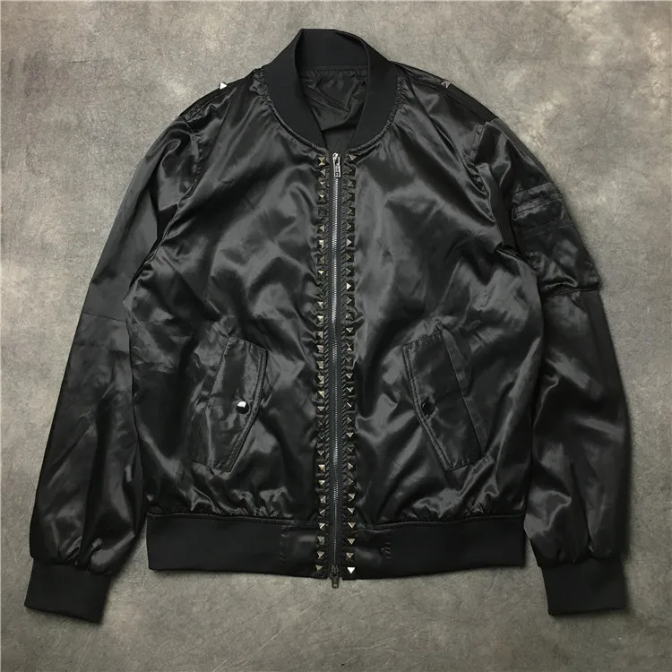 

New 19ss Men Rib Sleeve Metal Rivet zipper Fashion High quality couple Baseball Coats & Jackets Abstract digital coat Motor #E50