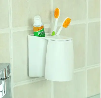 Корейские с магнитом адсорбирующая подставка для зубных щеток+ чашка для мытья ванной набор самоклеящаяся коробка для хранения зубной пасты стойка аксессуары для ванной комнаты - Цвет: white