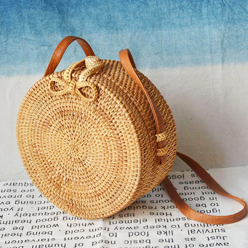 

New 2019 Women Shoulder Butterfly Circle Bohemia Handbag Bali Box Crossbody Round Handmade Straw Bag Summer Rattan Woven Beach