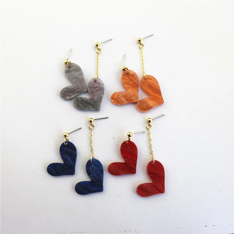 

2018 New Korean resin love pendant personalized fashion earrings asymmetric ear jewelry