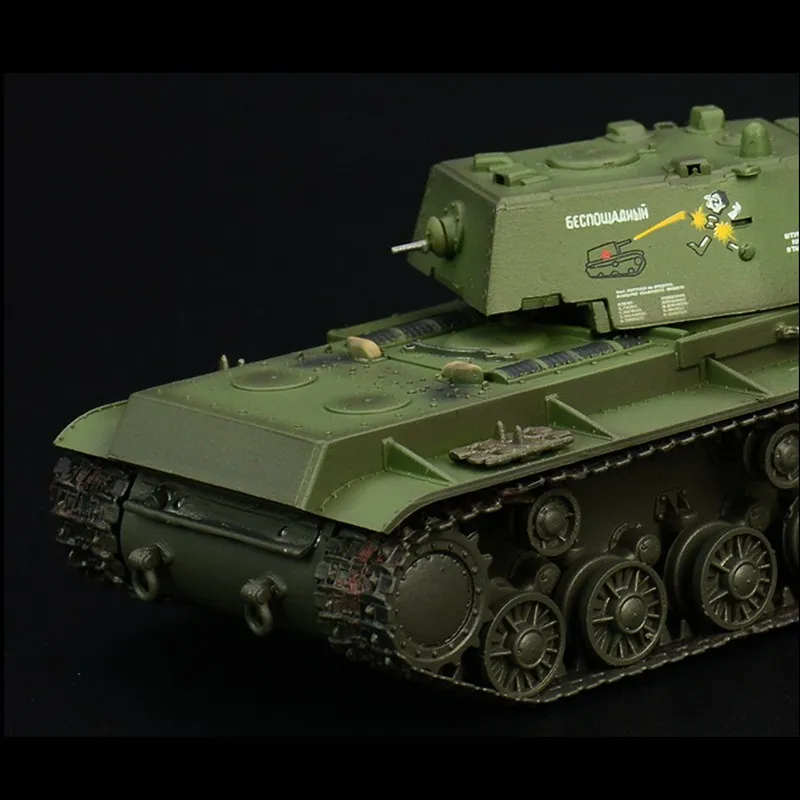 Предустановленная модель в масштабе 1/72 Kliment Voroshilov KV 1 времен Второй мировой войны