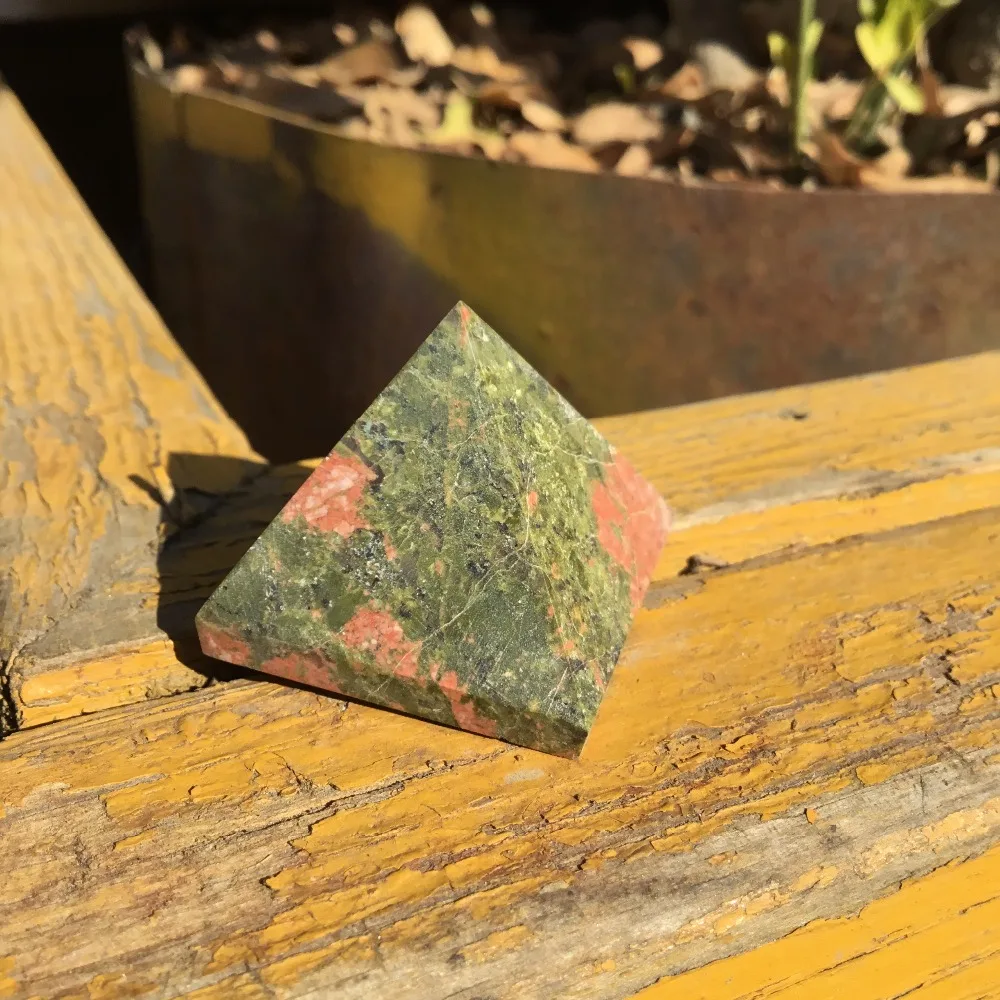Оптовая продажа натуральный камень унакит Rock crystal исцеляющая Пирамида|Камни| |