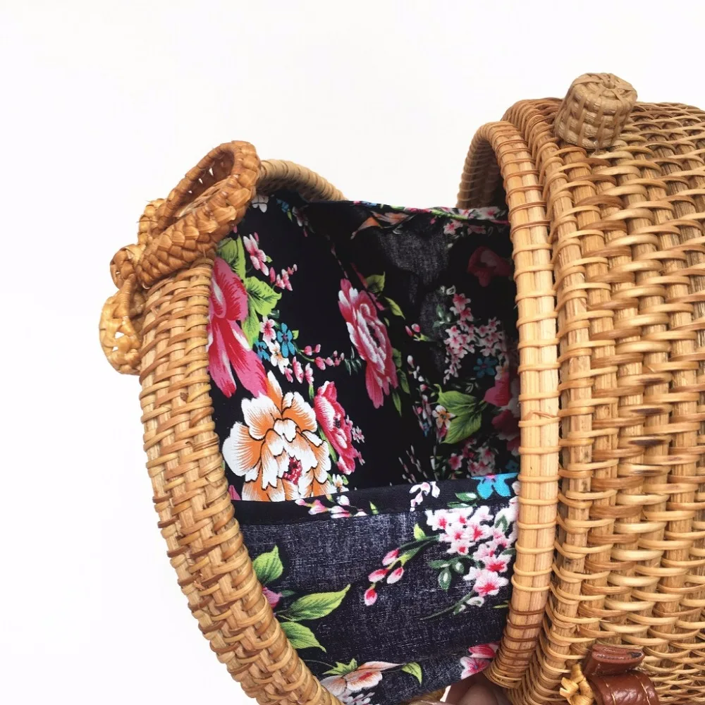 straw bag