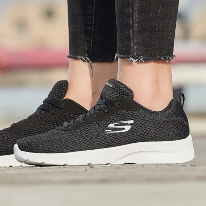 Skechers/; брендовая дизайнерская спортивная обувь для бега; дышащие кроссовки; сезон весна; удобная повседневная обувь на шнуровке для женщин; 66666177-BKW