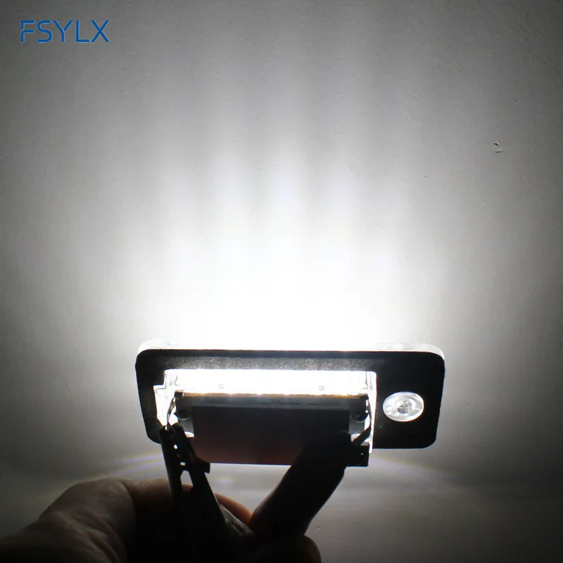 License plate light (11)