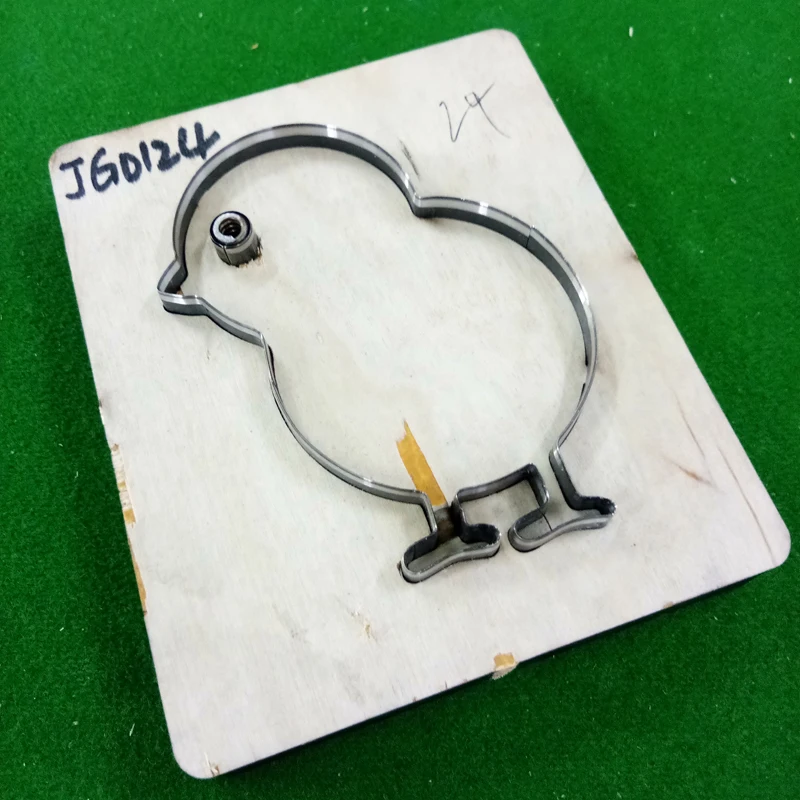 JG00124.