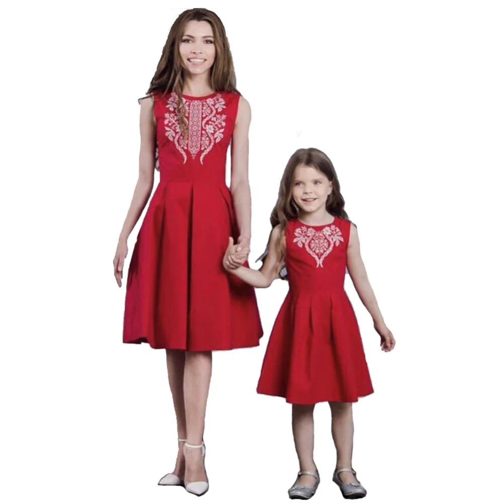 

Mother Daughter Dresses 2019 Red Vest Mommy and Me Clothes Family Matching Clothes Family Look Dress Mum Mama and Daughter Dress