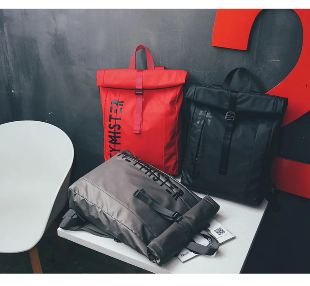 man and women backpack outdoor bag luxury bag10