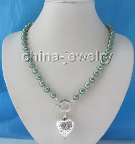 

Gorgeous 18" 10mm green round freshwater pearl necklace