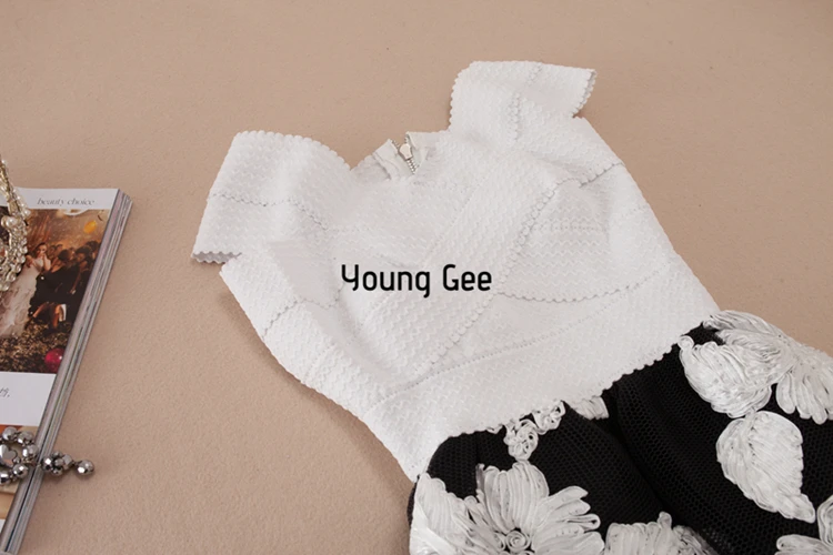 Young Gee с открытыми плечами облегающее Сексуальное вечернее Бандажное эластичное платье с цветочной вышивкой длиной до колена элегантные летние платья