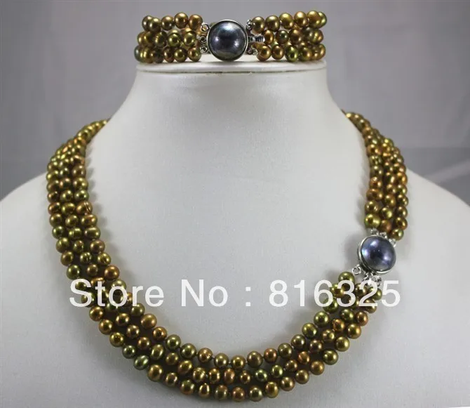 

FREE SHIPPING>>3 rows of green pearl necklace bracelet & Mabe Pearl Clasp