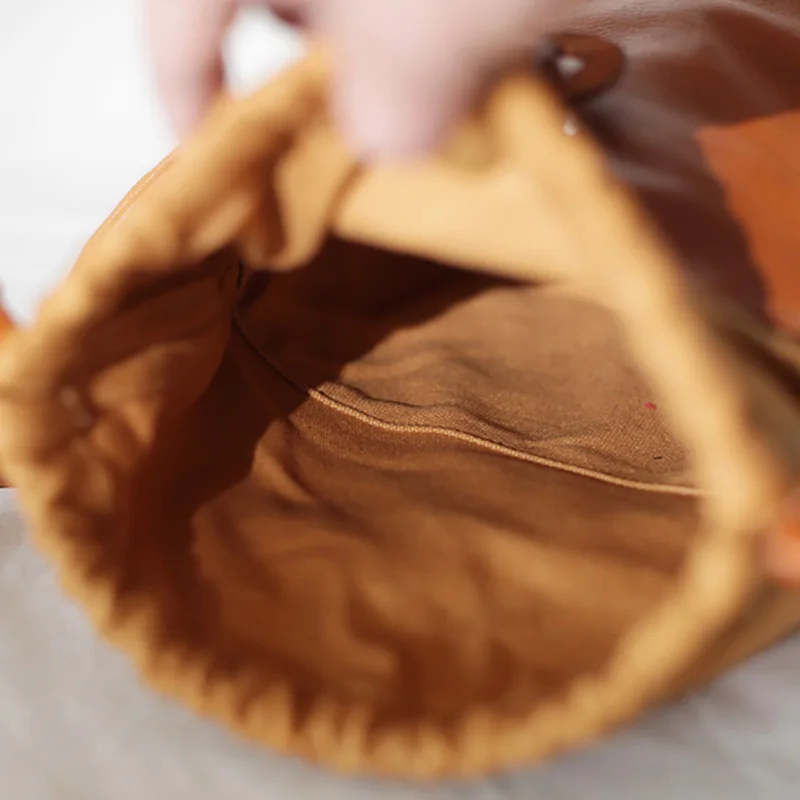 AETOO Literary Retro Sen Department simple leather bucket crossbody bag, Japanese pure cowhide handmade bag