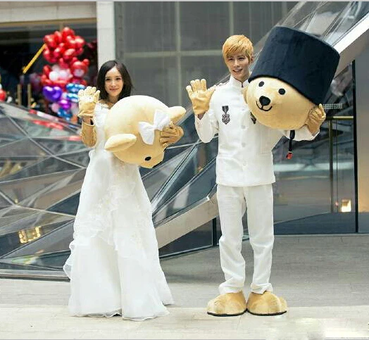 Characteristics of the wedding Wedding teddy bear cute bear