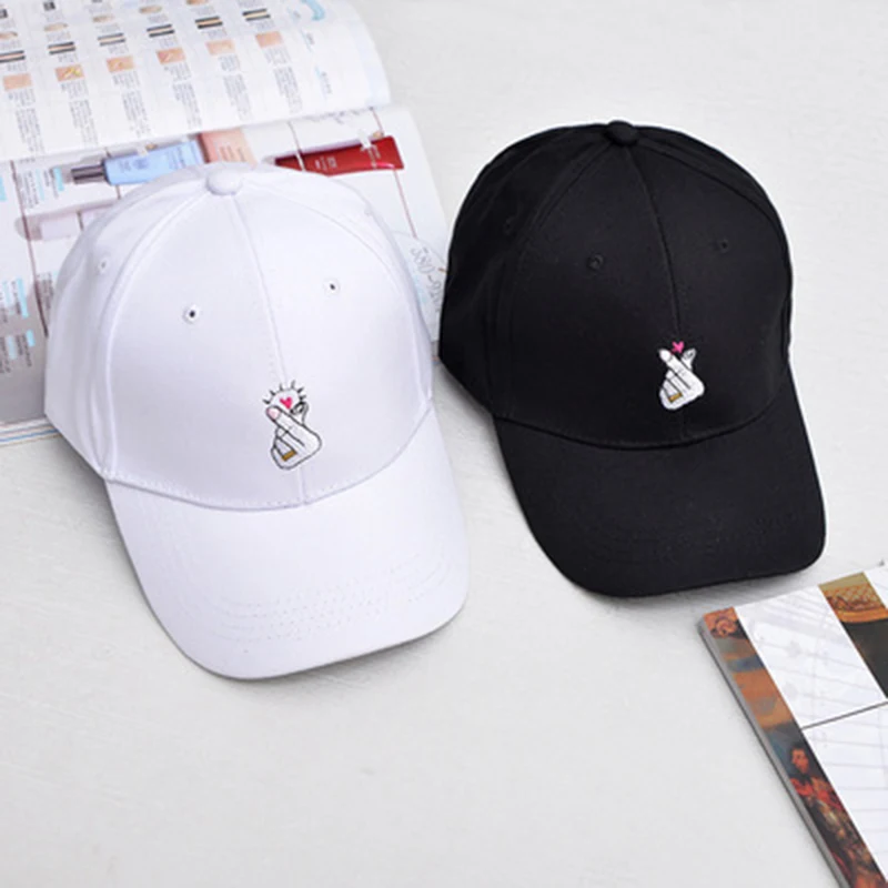 

Baseball Caps Hats Summer Gesture Love Embroidery Vintage Adjustable Fashionable Spring Cotton Caps Hats For Men Women 2019 New