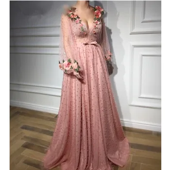 

Pink Beaded Dubai Evening Dress Sexy V-Neck Flowers Tulle Prom Gowns Illusion Long Sleeve Formal Dress