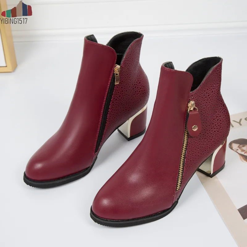 Boots Female Leather Women Boots 2019 Thick Heels Ankle Boots For Women Round Toe Winter Shoes Women Flat Platform Boots