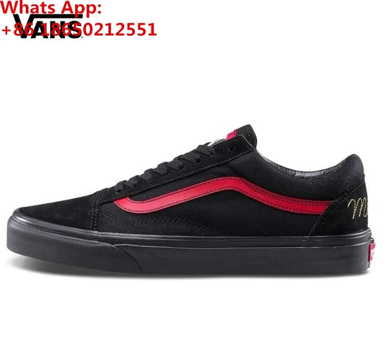 

Vanses UA Old Skool x Disneys Mickey Mouse 90th Anniversary Black Red