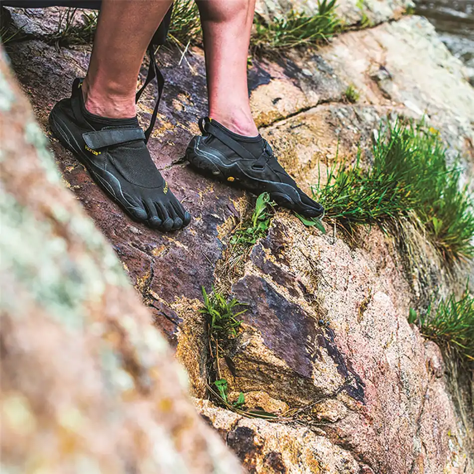 vibram fivefingers trekking