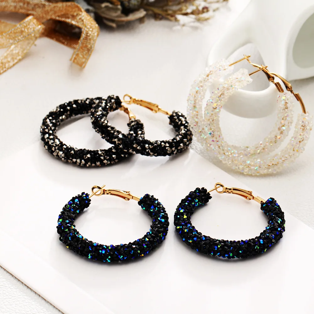 

Women New Design Fashion Charm Bling Bling Hoop Earrings For Women Shiny Crystal Hollow Round Circle Ear Jewelry