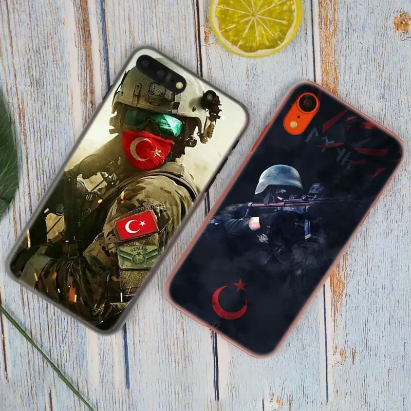 Жесткий прозрачный чехол для телефона с турецким флагом и солдатиком iPhone X XS Max XR 8