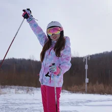 Новая зимняя Женская лыжная куртка и брюки, водонепроницаемые супер теплые лыжные костюмы для женщин, лыжный сноуборд, Лыжный спорт и одежда для занятий сноубордингом, бренды