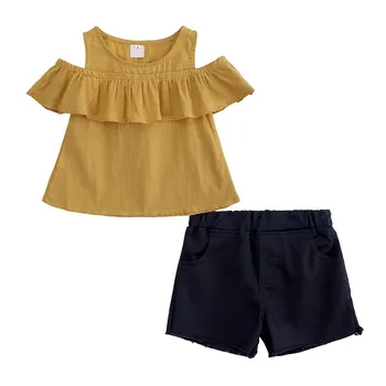 

2019 Newborn Baby Girl Clothes Set Cute Strapless Shoulder Yellow Tops +Black Shorts Cotton 2PCS Girl Clothing Outfits 0-4t