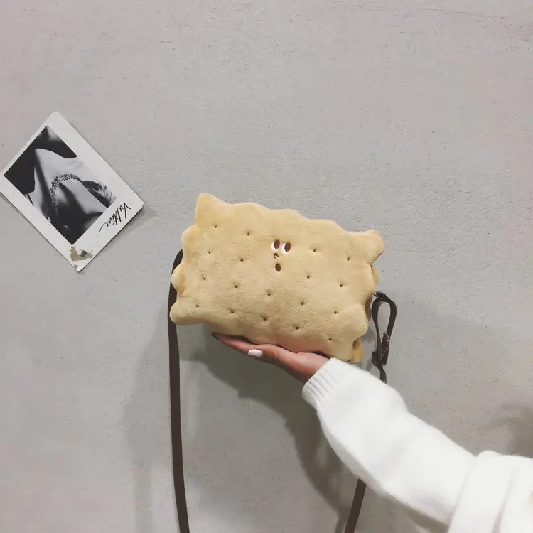 Японская забавная плюшевая сумка на плечо с бисквитом, милая мультяшная вышивка, сумка через плечо, индивидуальная квадратная сумка в форме печенья