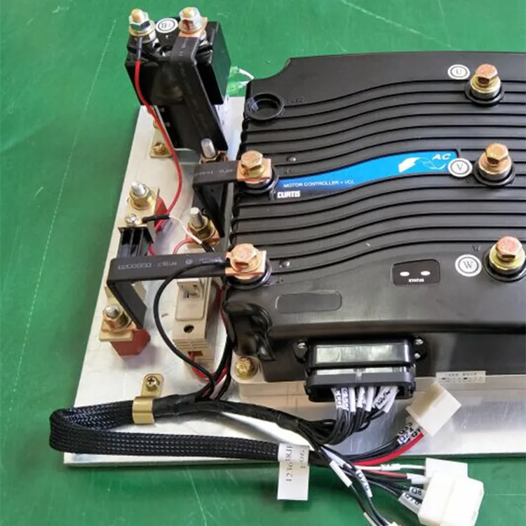 4280275610_1852399364