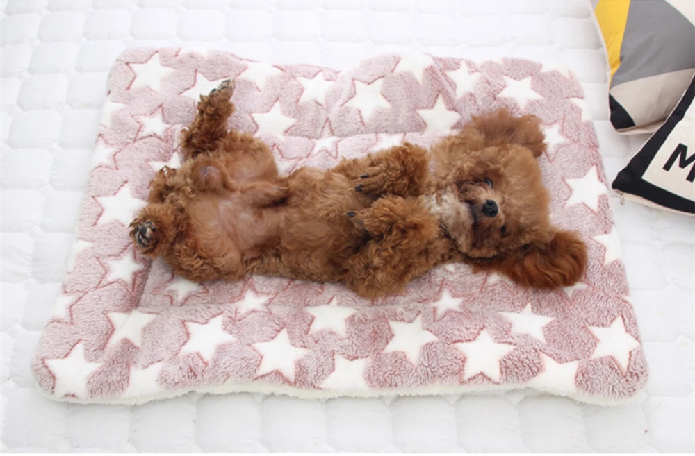 Мягкий фланелевый коврик для питомца, кровать для собаки, утолщенное теплое одеяло для кошки, собаки, щенка, спальный чехол, полотенце, подушка для маленьких, средних и больших собак