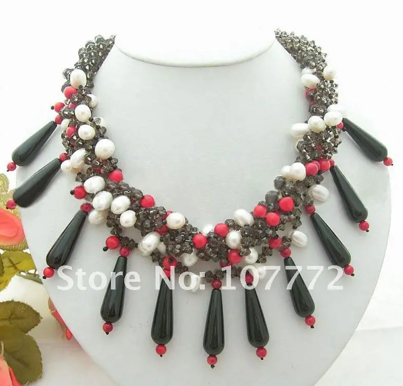 

Crystal @ Onyx @ Pearl Necklace