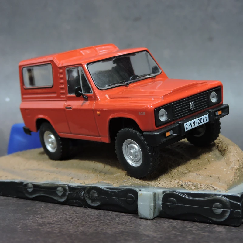 

Rare 1/43 New Special Die-cast Metal Roman Suv ARO243 Home Display Collection Of Out-of-print Car Models Toys For Children