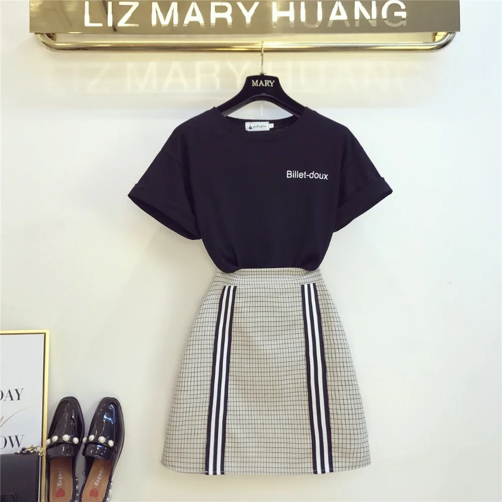

Amolapha Women Letters TShirts Tee+Plaid Mini Skirts Clothing Set Summer Skirt Clothes Suit