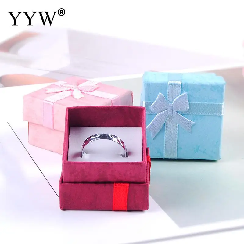 Украшение конверта. Красивые коробки. Упаковка для колечка. Упаковка конверт для подарка. Ювелирная коробочка.