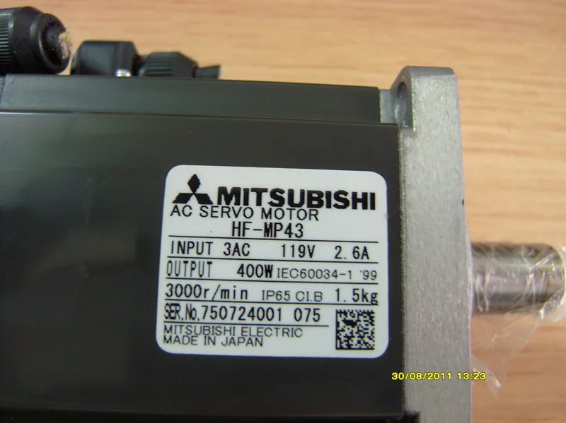 Японский серводвигатель переменного тока 400 Вт HF-MP43
