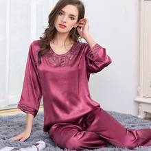 Women Silk Pajamas 100% Mulberry Silk Pyjama Sets Summer Half-Sleeve Sleepwear Two-Piece Tops+Pants Princess Pajama Set T7701