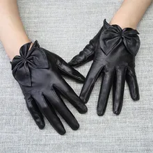 Leather Gloves Female Autumn Winter Real Leather Gloves Sheepskin Short Style Fashion Butterfly Knot Woman's Driving Gloves WL08