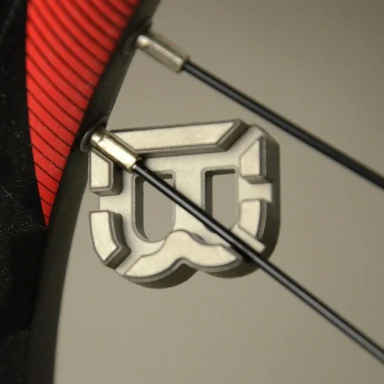 Тайвань супер B точный размер в-образный велосипедный спицевой ключ с 4 спицами ниппель размеров(3,2, 3,3, 3,5, 4,0 мм) закаленная Металлургия