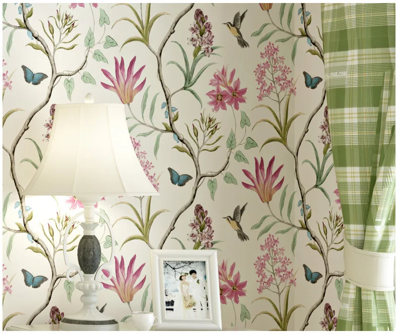 Китайские обои для спальни, настенные покрытия, современные винтажные розовые цветочные обои, синие тропические бабочки, птицы, цветы, обои