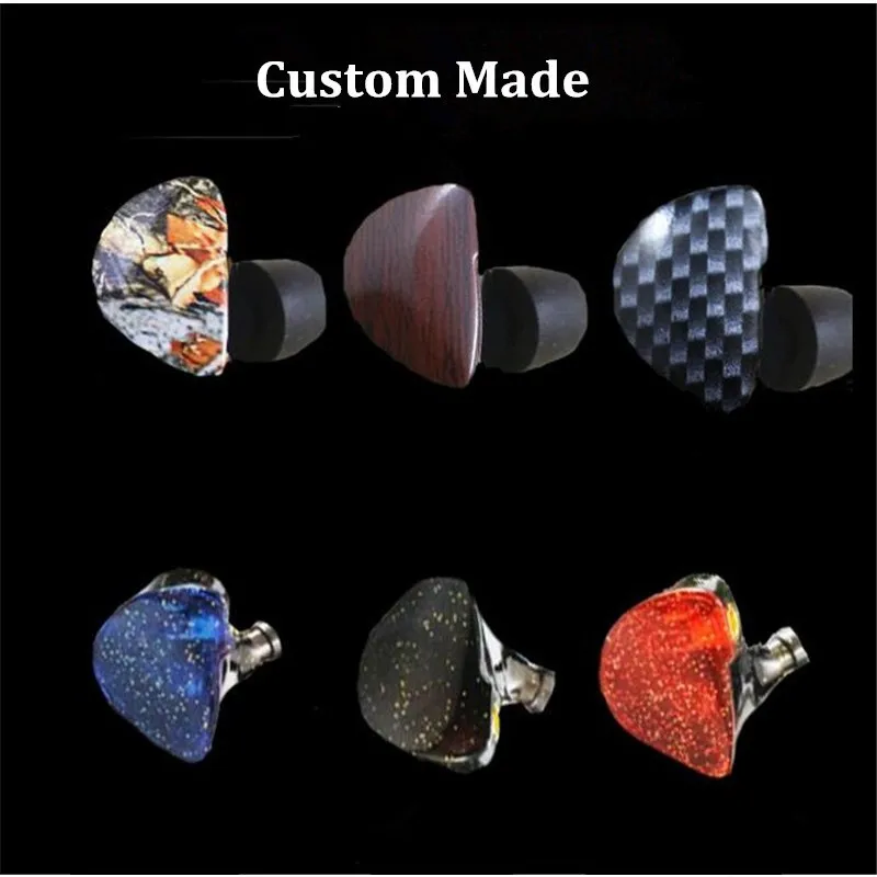 earphone red color blue color black color