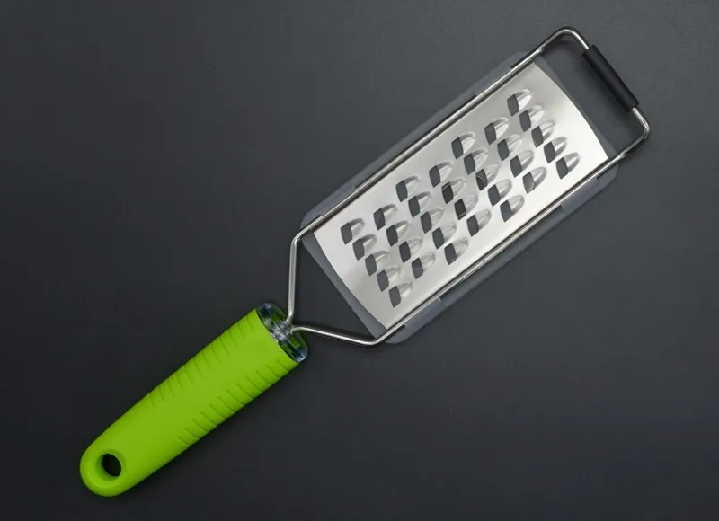 Большая форма зубов микросамолет Терка с удобной ручкой и пластиковой крышкой с зеленой ручкой TPR