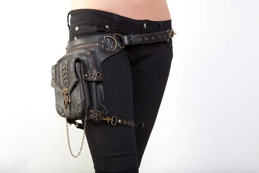 BEMYLV Punk Belt Bag Gothic Fanny Packs for Women