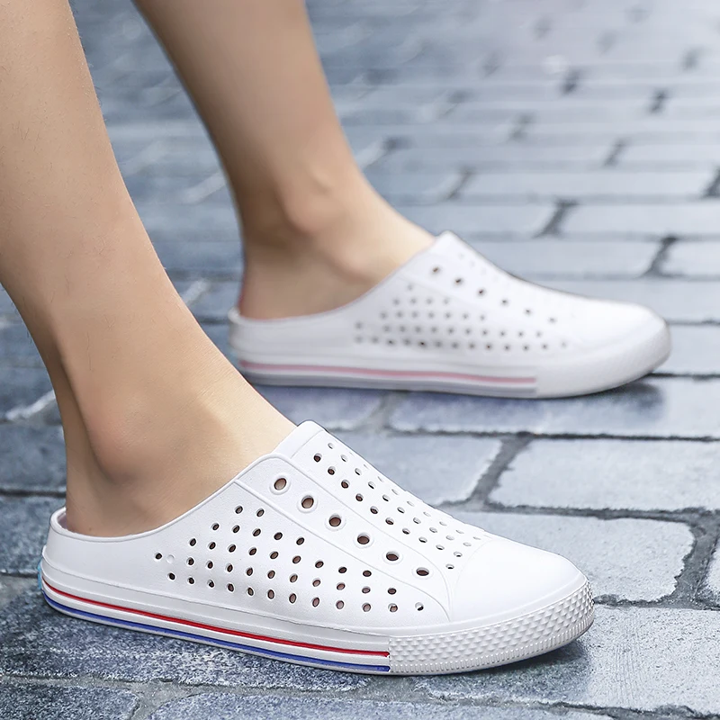 Hole Shoes Men Shoes Male Sandals Crocse Summer Shoes Sandalias Hombre Slippers Sandalet Clogs Sandles New 2019 Croc Women Shoes