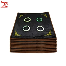 10 шт. черный и Whte Doubleface используется ювелирная выставка ткань прилавок для демонстрации ювелирных изделий держатель меха 40*40 см