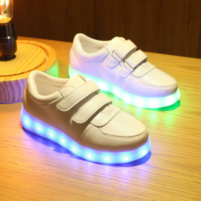 

Led Luminous Shoes Glowing Children Sneakers Baby Boys Girl Fashion Light Up Casual kids 7 Colors USB Charge LED Simulation Sole
