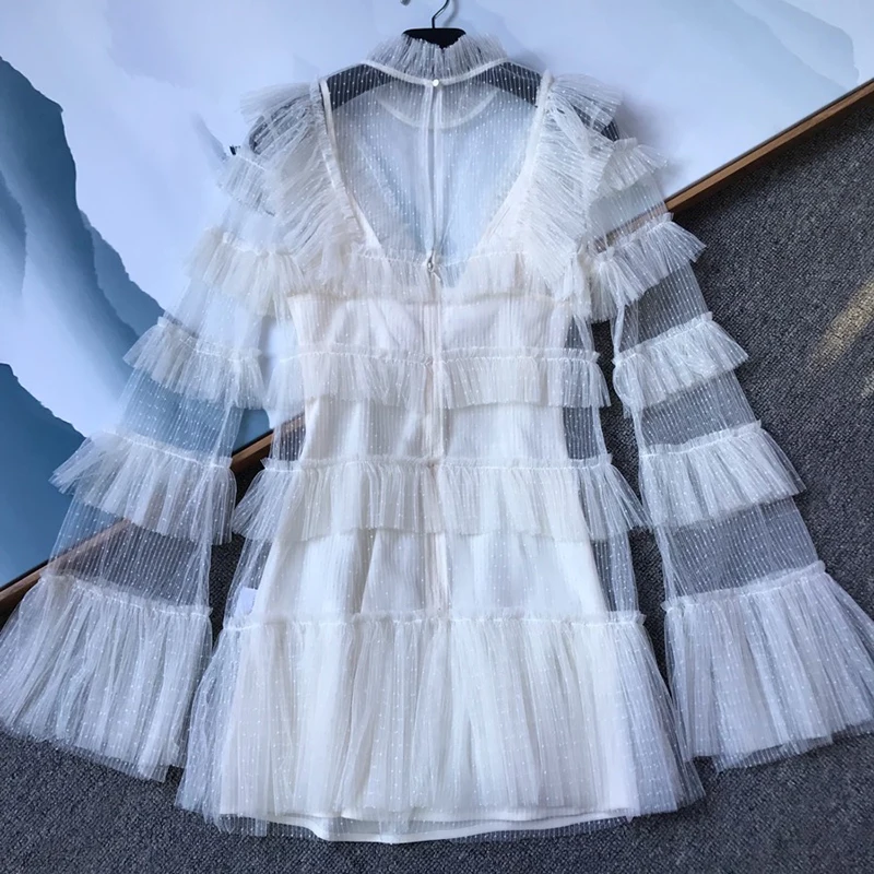 TWOTWINSTYLE весеннее Сетчатое платье женское водолазка с расклешенным длинным рукавом перспективное мини-платье женская элегантная модная одежда