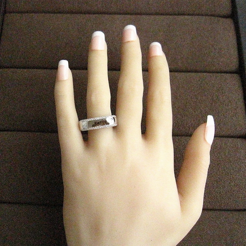 R2524 (12)_