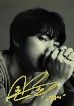 

signed Bangtan Boys JIN autographed photo LOVE YOURSELF TEAR K-POP 6 inches freeshipping 052018Z4