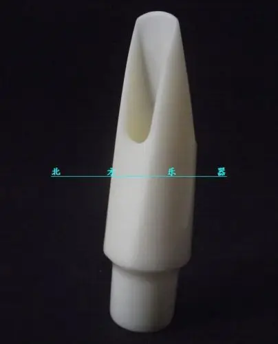 

Excellent Tenor Sax White mouthpiece Good tone